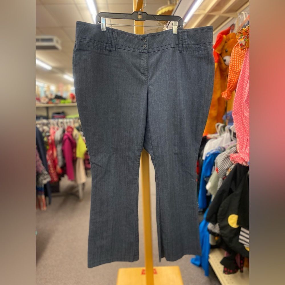 🛍️ Mauricecs ladies 24W Short Jean Like Dress Pants